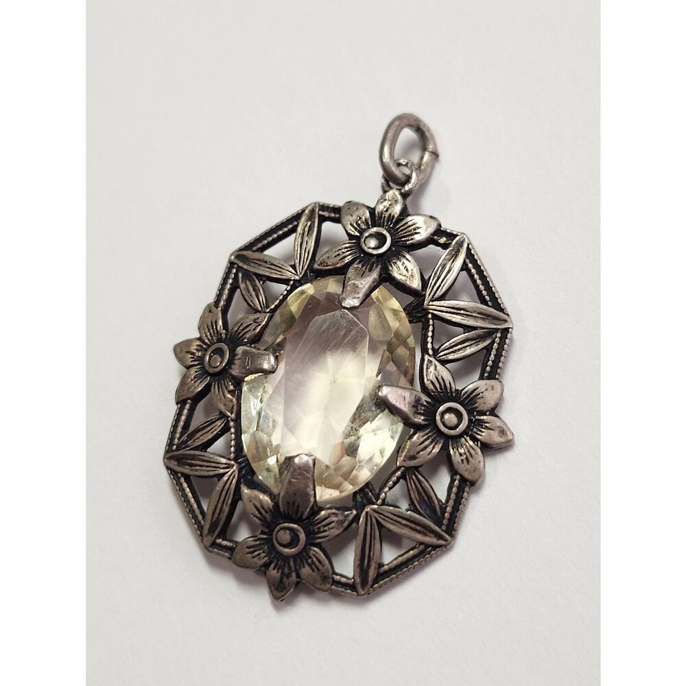 Sterling Silver Vintage Floral Frame Pendant with Citrine Gemstone - Picture 5 of 6
